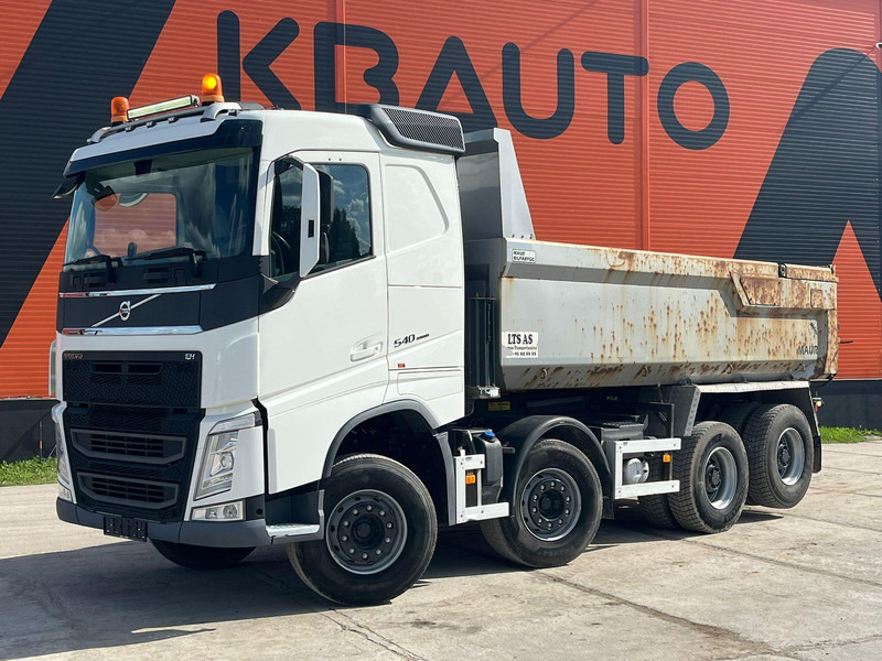 Volvo FH 540 8x4 RETARDER / TANDEM AXLE LIFT / BOX L=5501 mm - Caminhão basculante: foto 1 Volvo FH 540 8x4 RETARDER / TANDEM AXLE LIFT / BOX L=5501 mm - Caminhão basculante: foto 1