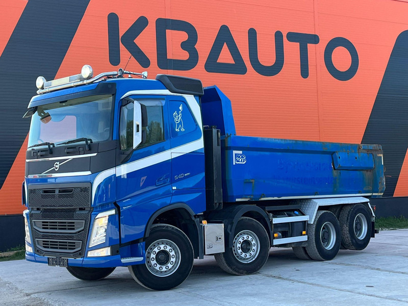 Volvo FH 540 8x4 TANDEM AXLE LIFT / BIG AXLES / BOX L=5712 mm - Caminhão basculante: foto 1 Volvo FH 540 8x4 TANDEM AXLE LIFT / BIG AXLES / BOX L=5712 mm - Caminhão basculante: foto 1