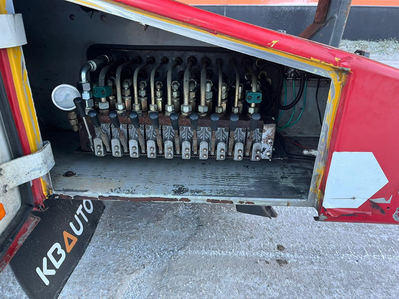 Caminhão transporte de veículos Volvo FM 300 4x2 PLATFORM L=5321 mm: foto 15 Caminhão transporte de veículos Volvo FM 300 4x2 PLATFORM L=5321 mm: foto 15