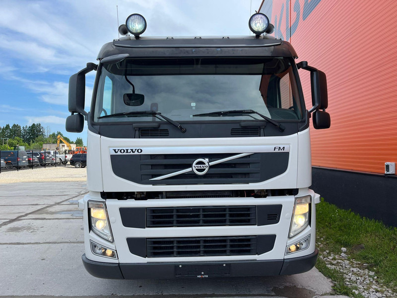 Volvo FM 330 4x2 PK12002 / PLATFORM L=6682 mm - Camião de caixa aberta/ Plataforma, Caminhão grua: foto 3 Volvo FM 330 4x2 PK12002 / PLATFORM L=6682 mm - Camião de caixa aberta/ Plataforma, Caminhão grua: foto 3