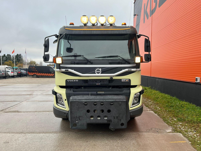 Volvo FMX 500 8x4*4 UNDERBODY SCRAPER / SNOWPLOW EQUIPMENT / BOX L=6203 mm - Caminhão basculante: foto 3 Volvo FMX 500 8x4*4 UNDERBODY SCRAPER / SNOWPLOW EQUIPMENT / BOX L=6203 mm - Caminhão basculante: foto 3