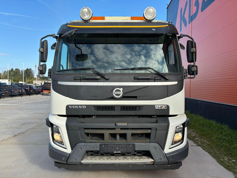 Volvo FMX 500 8x4 PUMI 24-3 - 24 m - 2303 hours / 7 m3 / FULL STEEL - Autobomba de betão: foto 3 Volvo FMX 500 8x4 PUMI 24-3 - 24 m - 2303 hours / 7 m3 / FULL STEEL - Autobomba de betão: foto 3