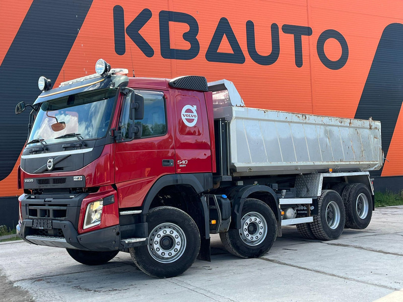 Volvo FMX 540 8x4 RETARDER / TANDEM AXLE LIFT / BIG AXLES - Caminhão basculante: foto 1 Volvo FMX 540 8x4 RETARDER / TANDEM AXLE LIFT / BIG AXLES - Caminhão basculante: foto 1