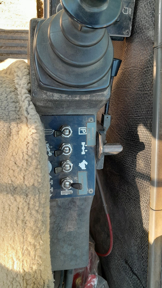 Guindaste móvel SENNEBOGEN S612M: foto 10 Guindaste móvel SENNEBOGEN S612M: foto 10