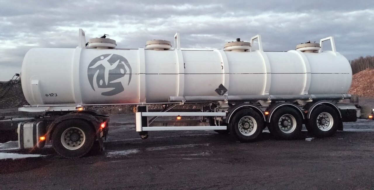 Guhur ADR L4BN/ chemiczna / polyester / poj. 24.600L - Semirreboque tanque: foto 5 Guhur ADR L4BN/ chemiczna / polyester / poj. 24.600L - Semirreboque tanque: foto 5