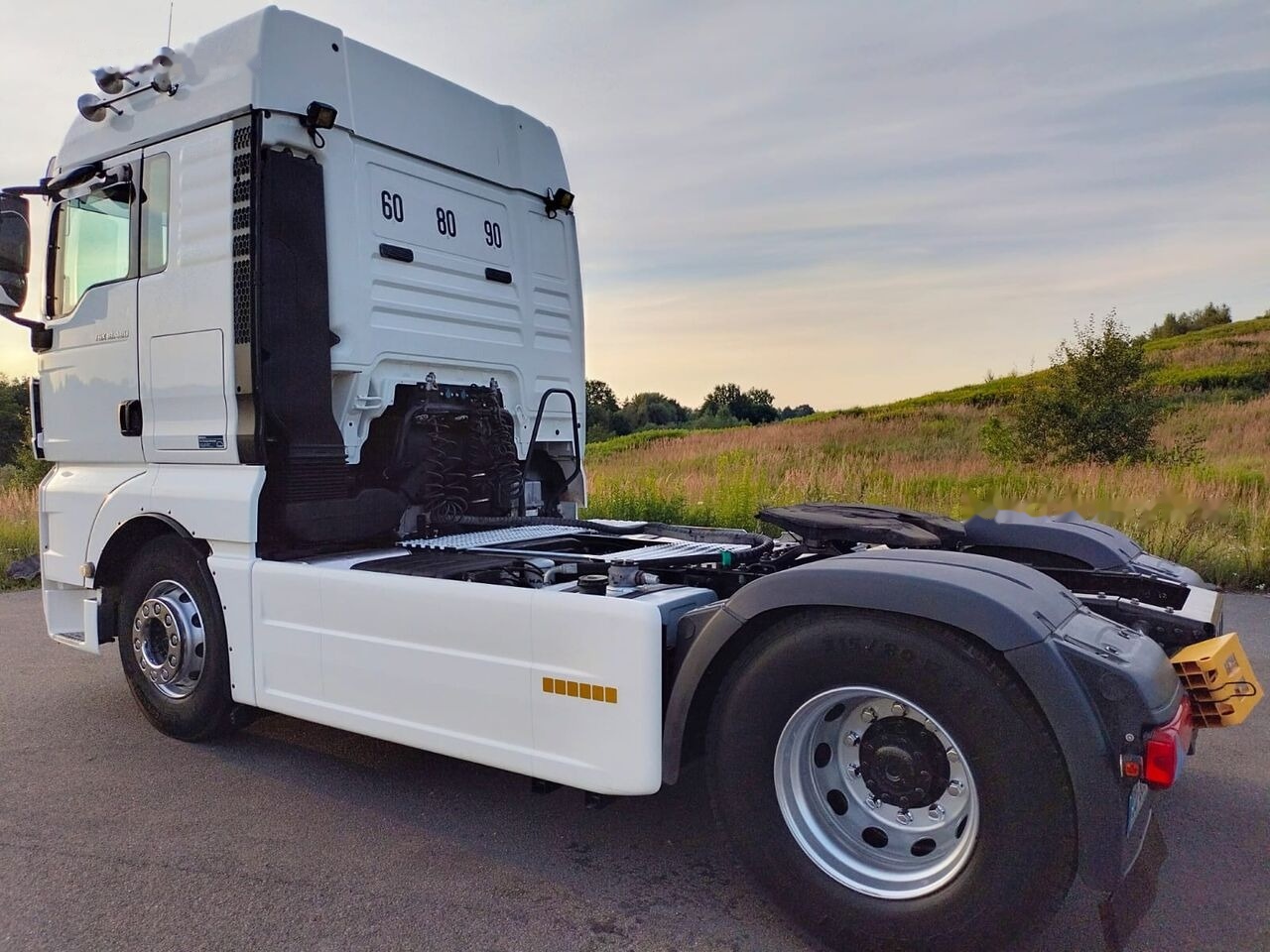 MAN TGX 18.480 - Tractor: foto 4 MAN TGX 18.480 - Tractor: foto 4