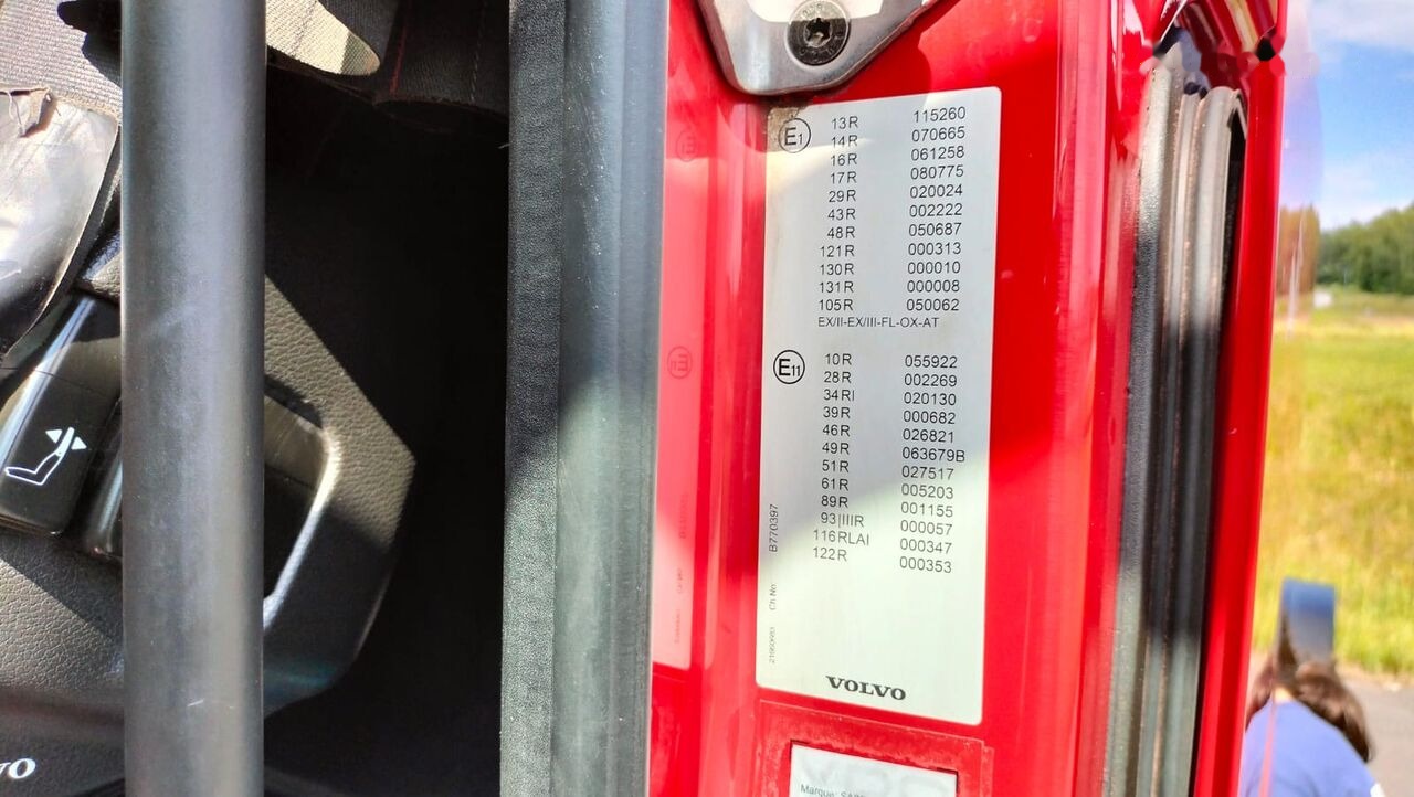 Locação de Volvo FH 500 Volvo FH 500: foto 28