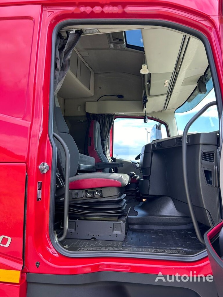 Locação de Volvo FH 500 Volvo FH 500: foto 17