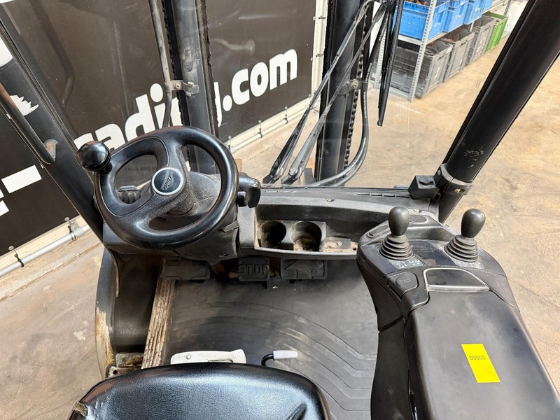 Linde H30D-02 - Empilhadeira a diesel: foto 5 Linde H30D-02 - Empilhadeira a diesel: foto 5