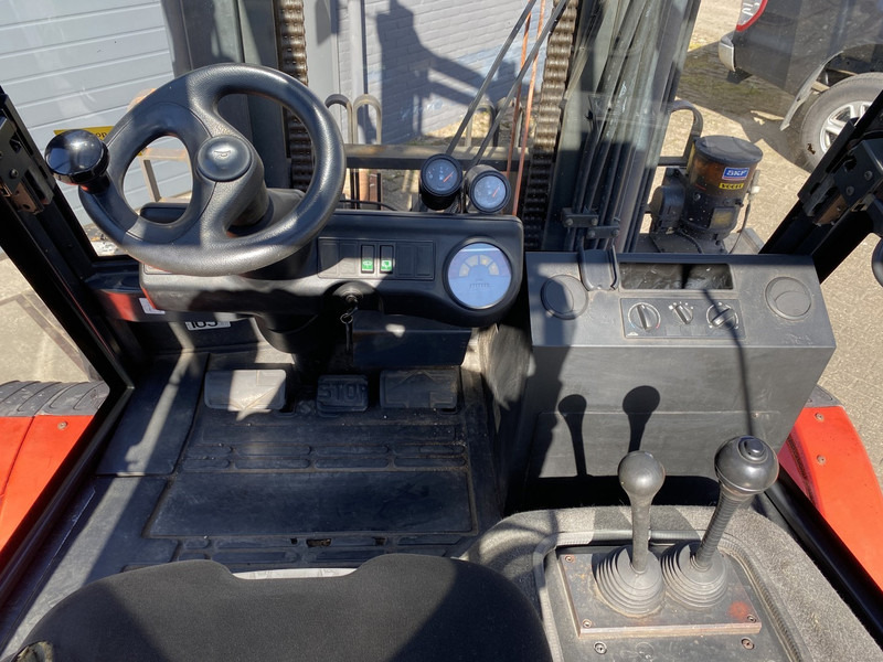 Linde H80T/900-03 - Empilhadeira a gás: foto 5 Linde H80T/900-03 - Empilhadeira a gás: foto 5