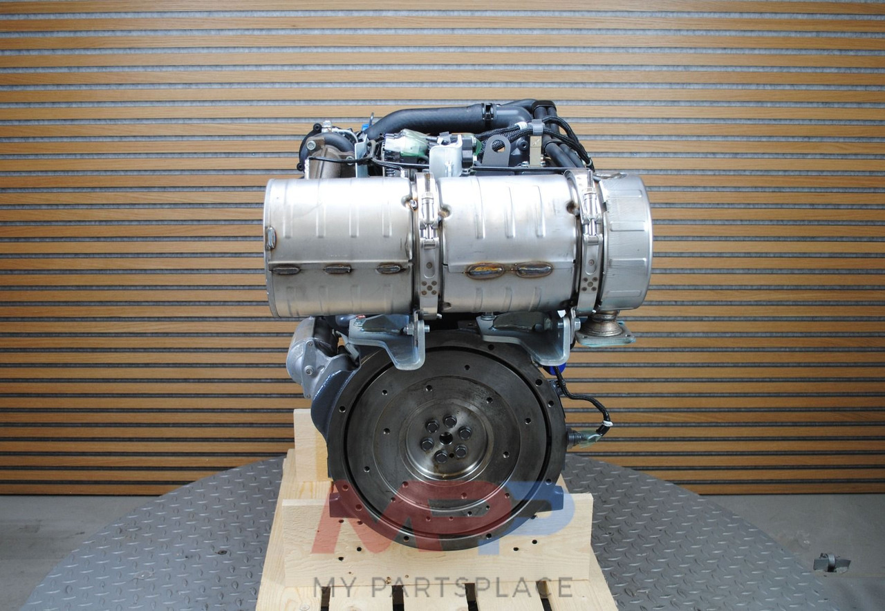 Kubota Kubota V2403-CR-T-EF02 *NIEUW* - Motor: foto 1 Kubota Kubota V2403-CR-T-EF02 *NIEUW* - Motor: foto 1