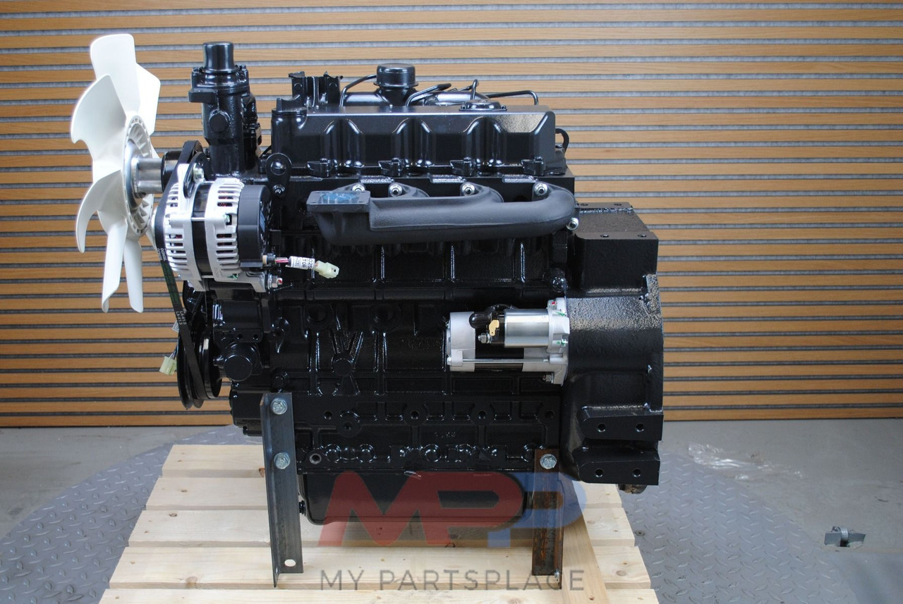 Kubota Kubota V2403 (KIOTI) *NIEUW* - Motor: foto 3 Kubota Kubota V2403 (KIOTI) *NIEUW* - Motor: foto 3