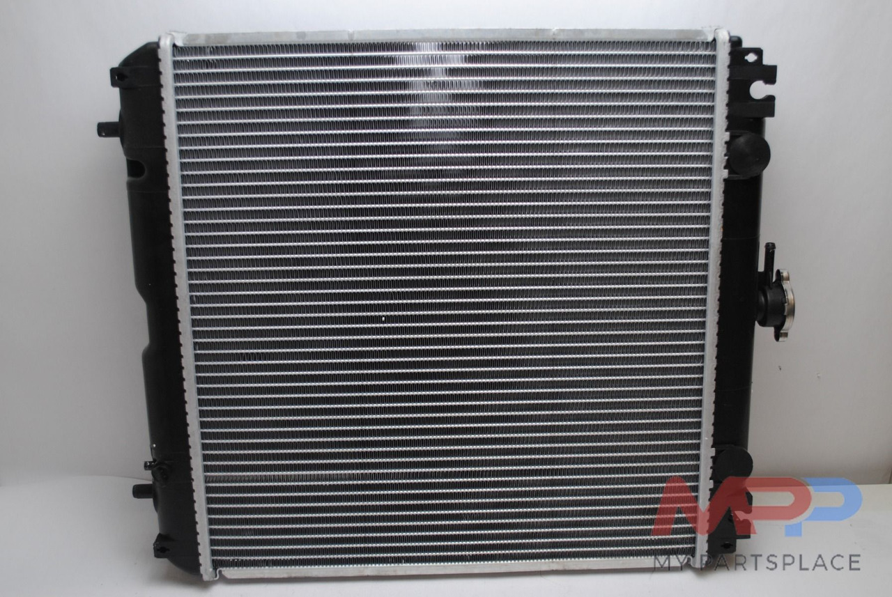Kubota Radiator Kubota KX135 - Motor: foto 1 Kubota Radiator Kubota KX135 - Motor: foto 1