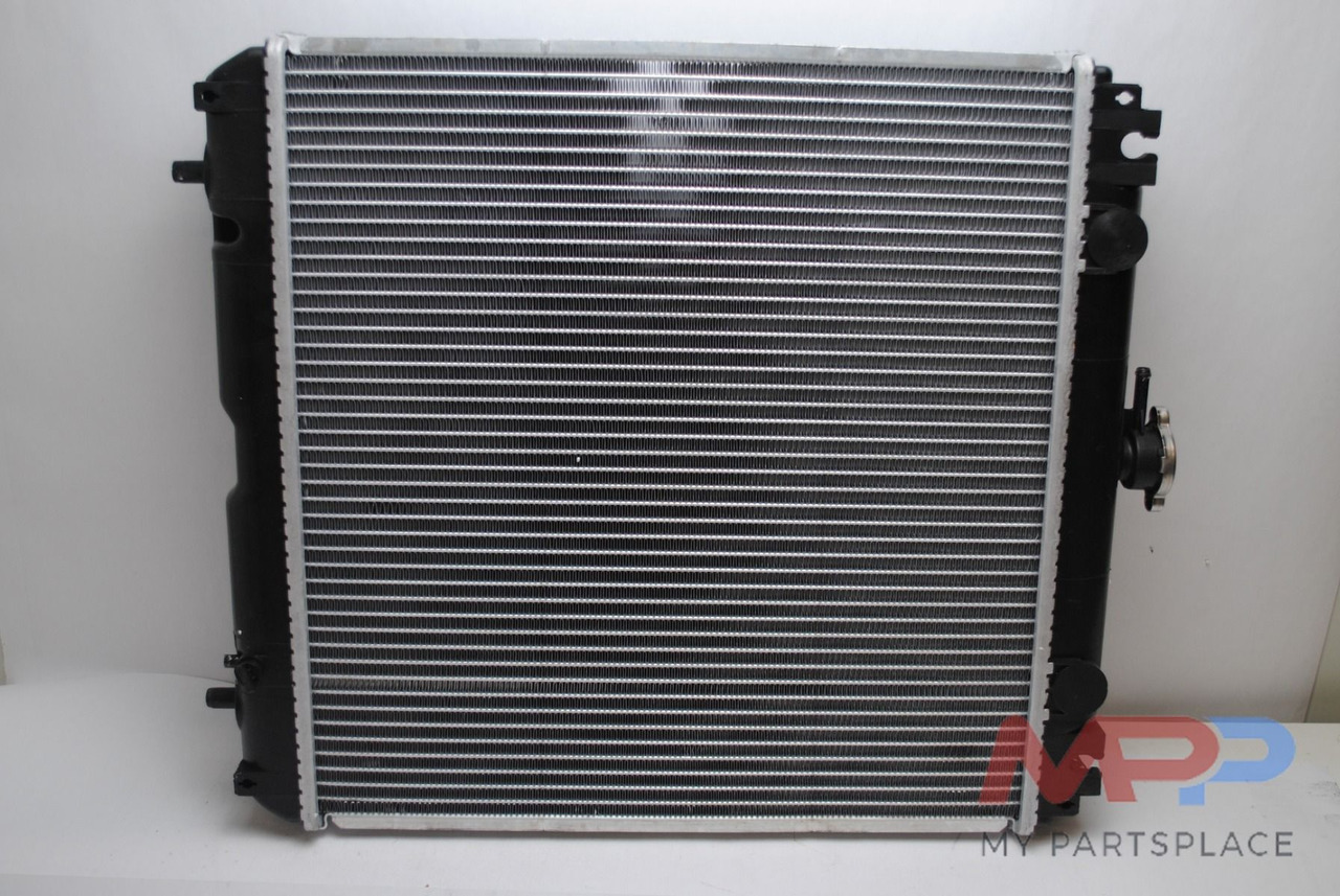 Kubota Radiator Kubota KX135 - Motor: foto 2 Kubota Radiator Kubota KX135 - Motor: foto 2