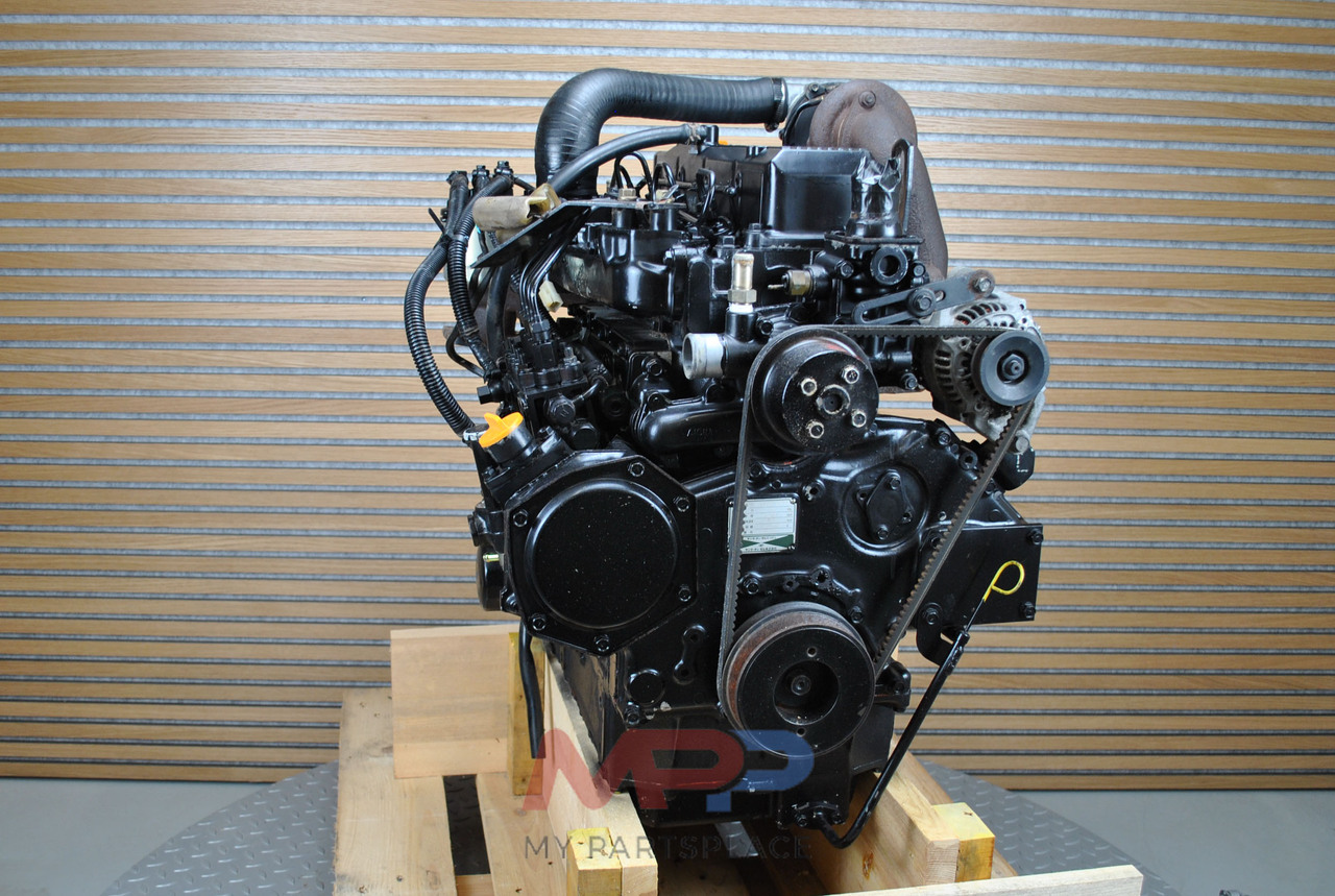 YANMAR 4TNE100 / 4TNE100-T - Motor de Ceifeira debulhadora: foto 4 YANMAR 4TNE100 / 4TNE100-T - Motor de Ceifeira debulhadora: foto 4