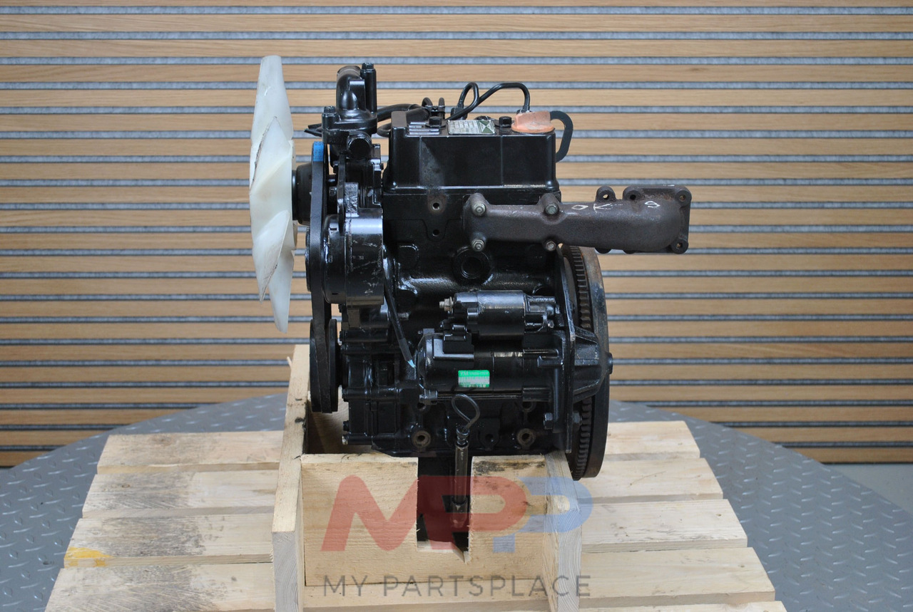 Yanmar 2TNE68 - Motor de Máquina de construção: foto 2 Yanmar 2TNE68 - Motor de Máquina de construção: foto 2