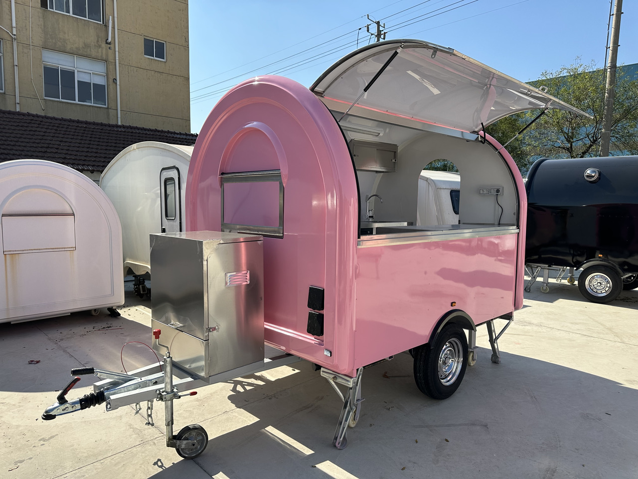 ERZODA Catering Trailer | Food Truck | Concession trailer | Food Trailers | catering truck - Roulote bar: foto 2 ERZODA Catering Trailer | Food Truck | Concession trailer | Food Trailers | catering truck - Roulote bar: foto 2