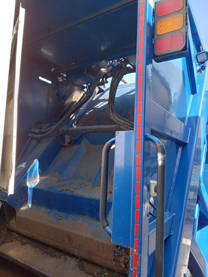 DAF Superstructure garbage truck MOL VDK PUSHER 20m3 - Caminhão de lixo: foto 4 DAF Superstructure garbage truck MOL VDK PUSHER 20m3 - Caminhão de lixo: foto 4