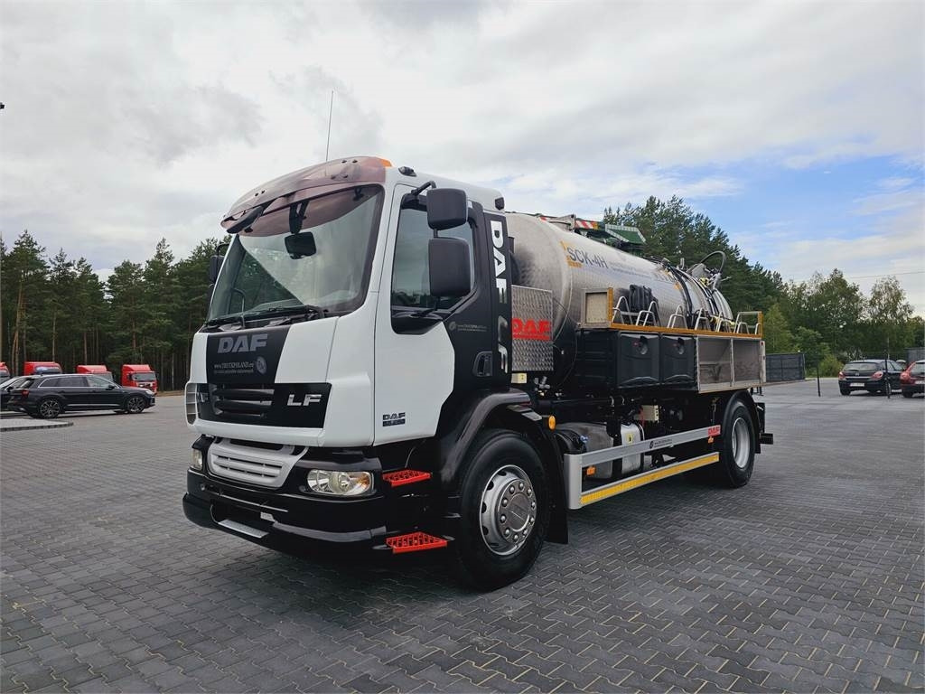 DAF WUKO SCK-4HW for collecting waste liquid separator - Caminhão limpa fossa: foto 3 DAF WUKO SCK-4HW for collecting waste liquid separator - Caminhão limpa fossa: foto 3