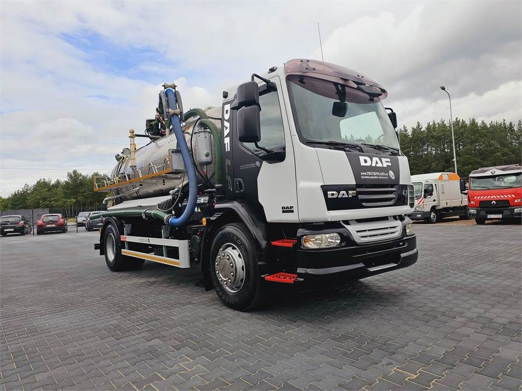DAF WUKO SCK-4HW for collecting waste liquid separator - Caminhão limpa fossa: foto 2 DAF WUKO SCK-4HW for collecting waste liquid separator - Caminhão limpa fossa: foto 2