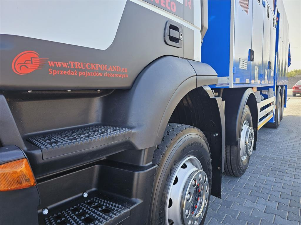 Caminhão limpa fossa Iveco Saugbagger vacuum cleaner excavator sucking loos: foto 9