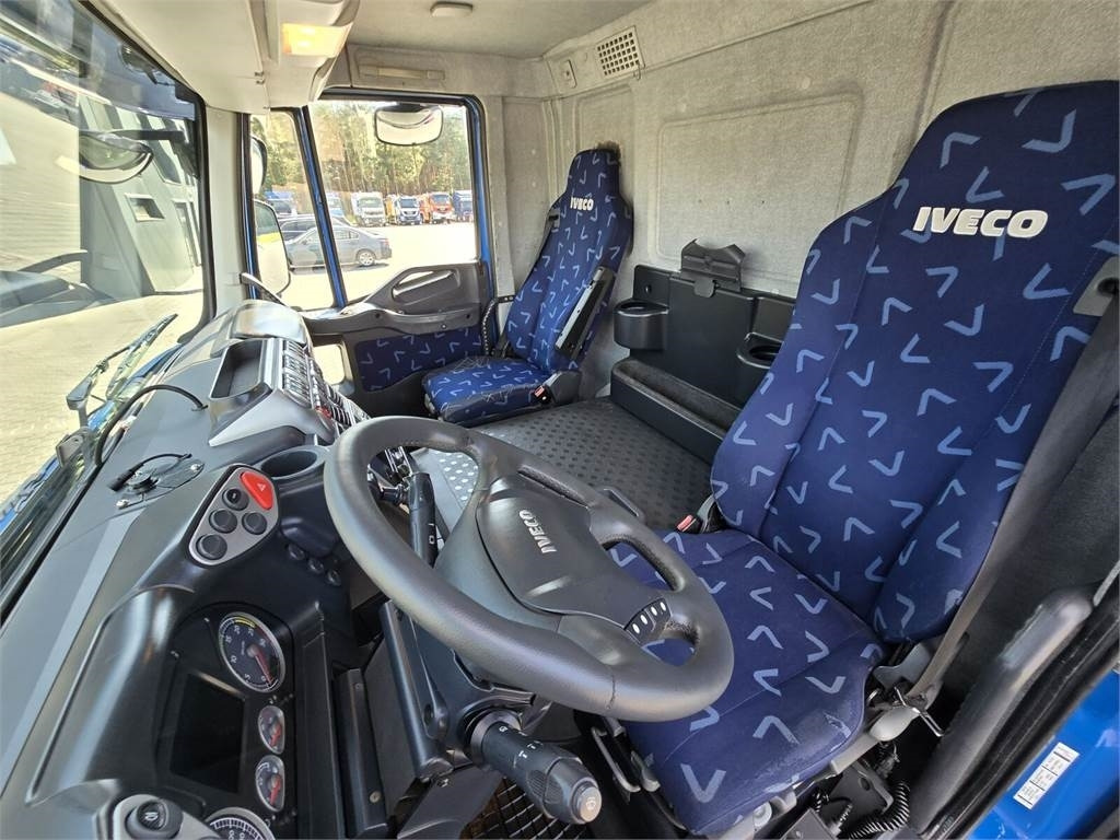 Locação de Iveco WUKO MULLER KOMBI FOR CHANNEL CLEANING  Iveco WUKO MULLER KOMBI FOR CHANNEL CLEANING: foto 32