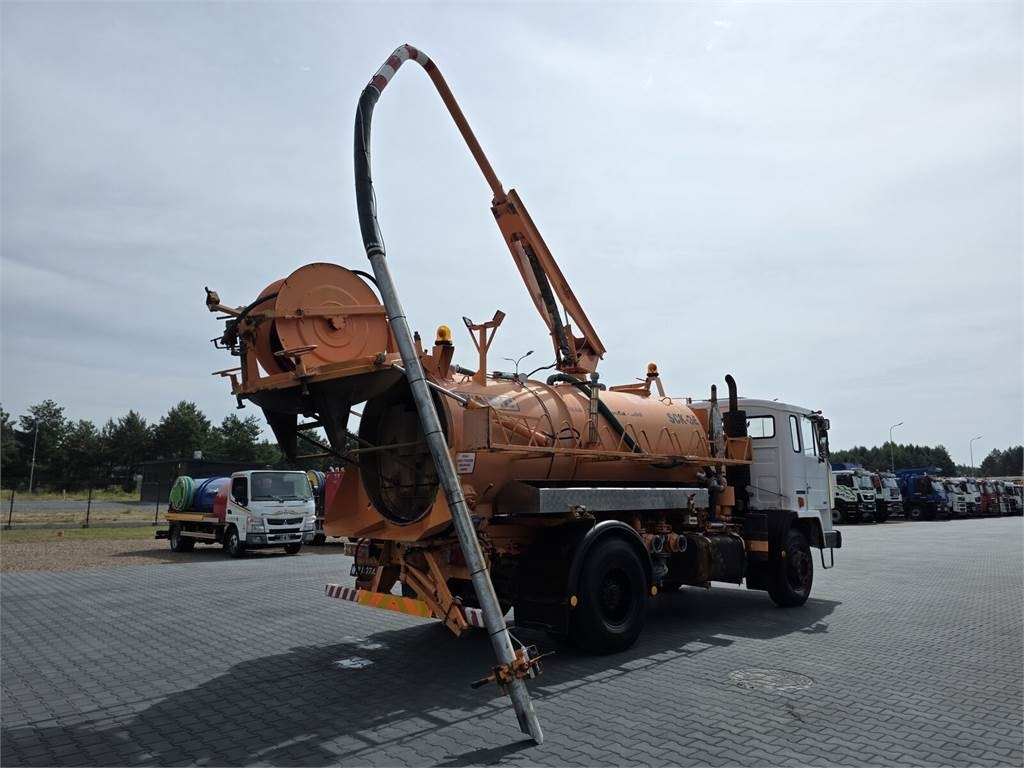 Jelcz WUKO SCK-3E RECYCLING for collecting liquid - Caminhão limpa fossa: foto 1 Jelcz WUKO SCK-3E RECYCLING for collecting liquid - Caminhão limpa fossa: foto 1