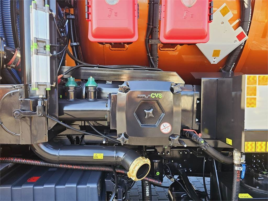 Caminhão limpa fossa MAN WUKO KROLL ADR COMBI FOR SEWER CLEANING: foto 13 Caminhão limpa fossa MAN WUKO KROLL ADR COMBI FOR SEWER CLEANING: foto 13