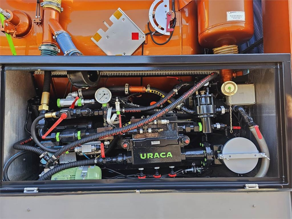 Caminhão limpa fossa MAN WUKO KROLL ADR COMBI FOR SEWER CLEANING: foto 25 Caminhão limpa fossa MAN WUKO KROLL ADR COMBI FOR SEWER CLEANING: foto 25