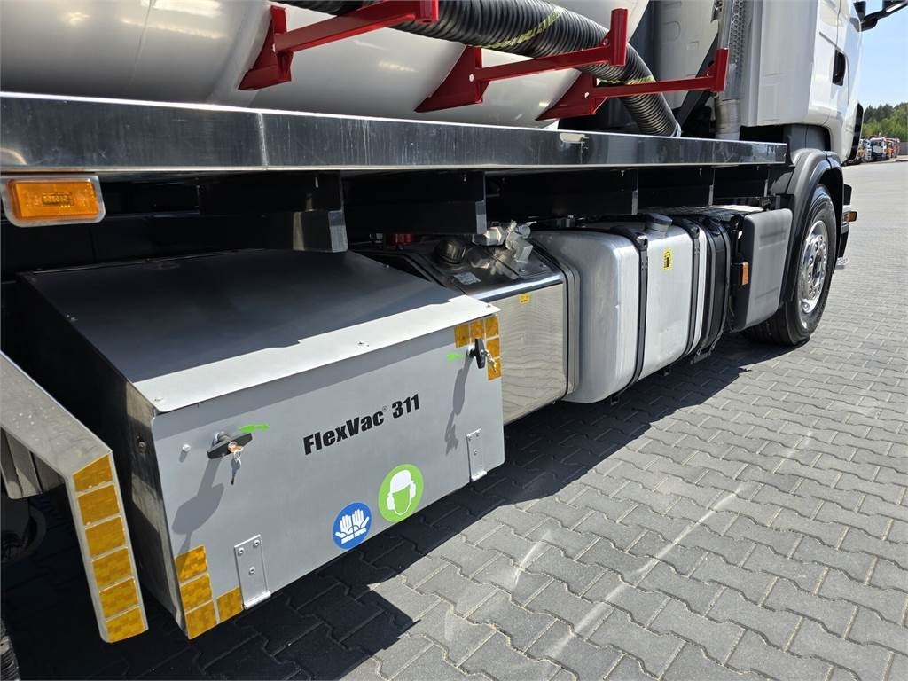 Caminhão limpa fossa Scania Saugbagger Larsen FlexVac 311 Vacuum suction loade: foto 17