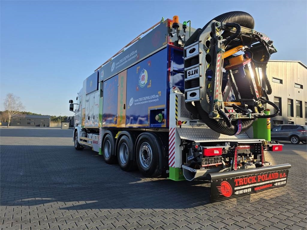Scania V8 R580 MTS DINO 5 TRIPLE 54000V Saugbagger cleane - Caminhão limpa fossa: foto 5 Scania V8 R580 MTS DINO 5 TRIPLE 54000V Saugbagger cleane - Caminhão limpa fossa: foto 5