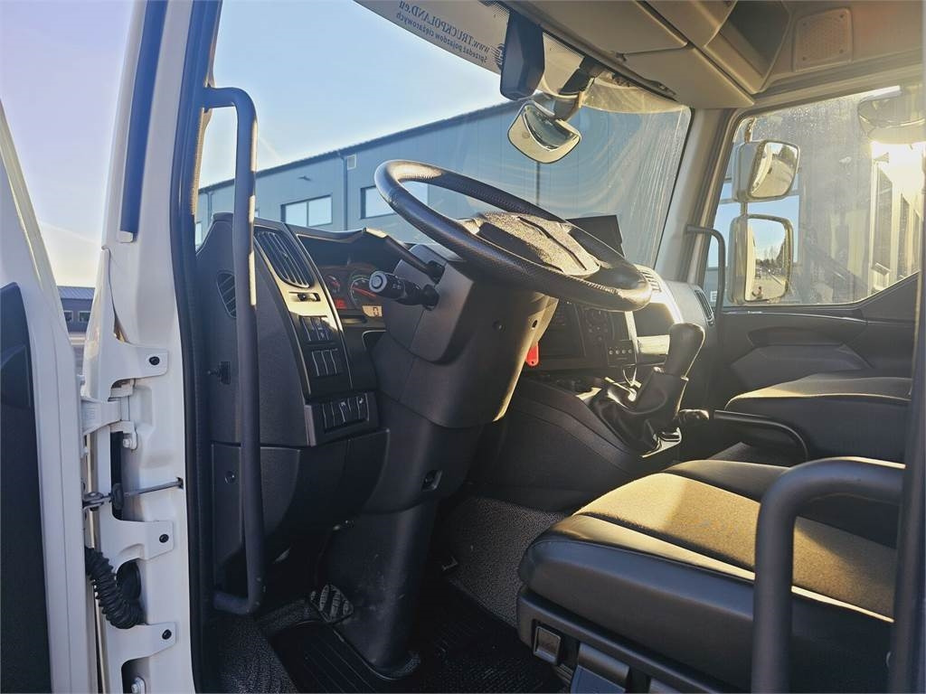 Veículo municipal/ Especial Renault GAMA KANRO KOMBI 5000 WUKO FOR CHANNEL CLEANING: foto 26