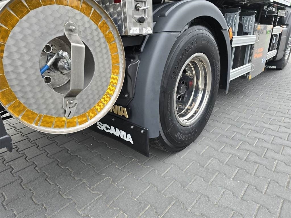 Scania MORO KAISER WUKO COMBI HOT WATER FOR CLEANING SEWE - Veículo municipal/ Especial: foto 5 Scania MORO KAISER WUKO COMBI HOT WATER FOR CLEANING SEWE - Veículo municipal/ Especial: foto 5
