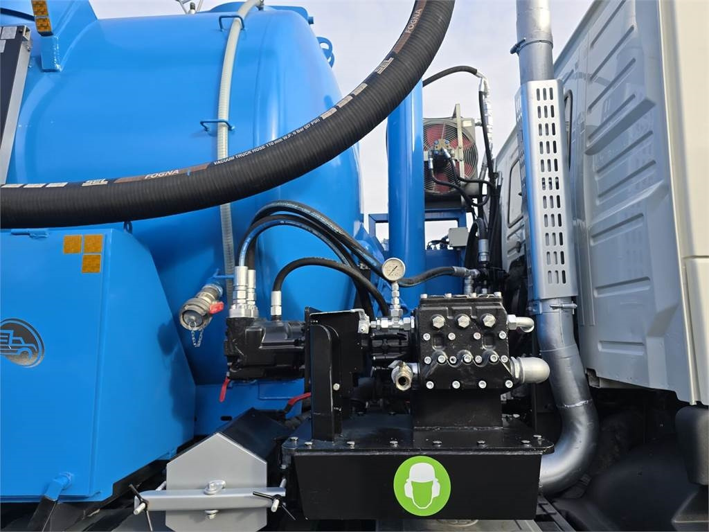 Caminhão limpa fossa Volvo JOSKIN WUKO FOR CLEANING CHANNELS COMBI: foto 25