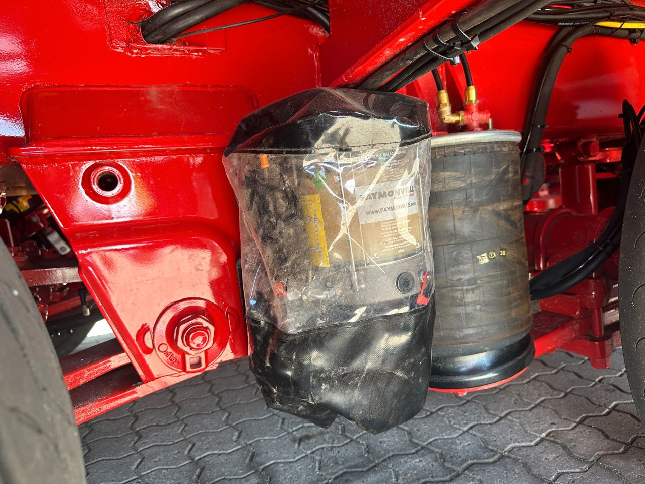 Semireboque baixa Faymonville Megamax 2 achs tiefbett / Neu Lackiert Faymonville Megamax 2 achs tiefbett / Neu Lackiert: foto 13