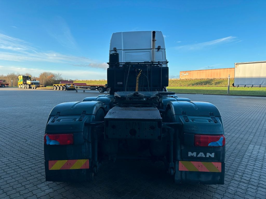 MAN TGX 41.540 8x4 - Tractor: foto 4 MAN TGX 41.540 8x4 - Tractor: foto 4
