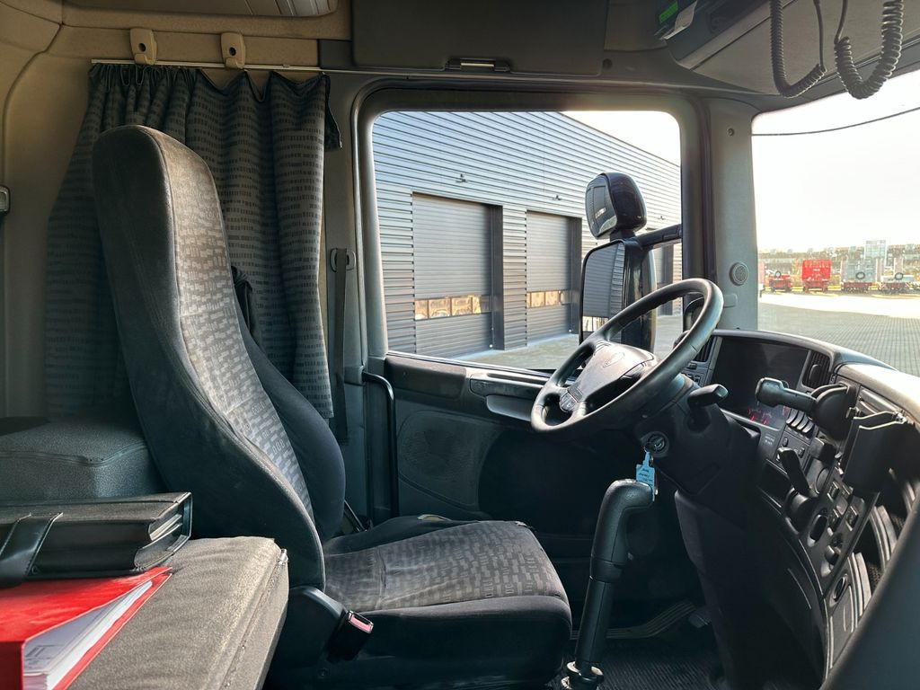 Fotografia de interior 1: Tractor Scania R620 8x4 Scania R620 8x4 Fotografia de interior 1: Tractor Scania R620 8x4 Scania R620 8x4