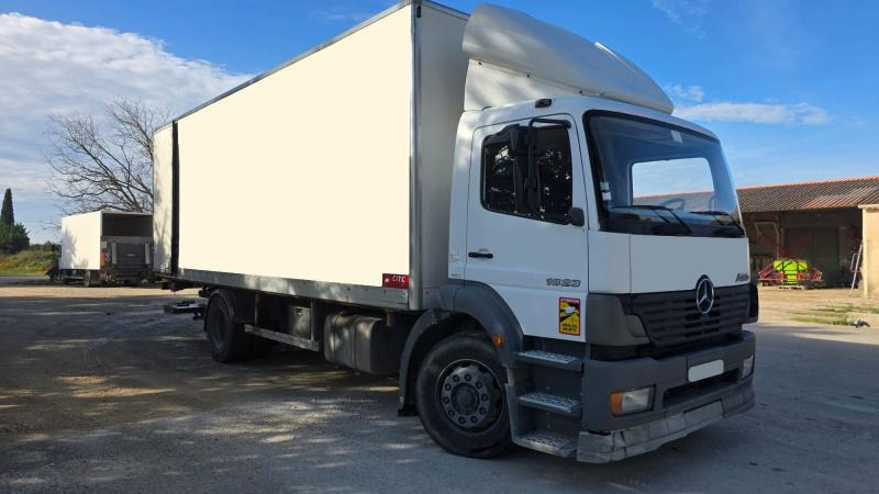 Mercedes Atego 1823 - Caminhão frigorífico: foto 1 Mercedes Atego 1823 - Caminhão frigorífico: foto 1