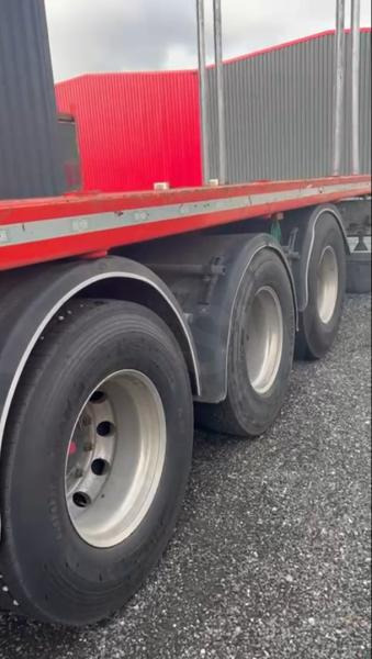 Pacton  - Semi-reboque florestal: foto 5 Pacton  - Semi-reboque florestal: foto 5