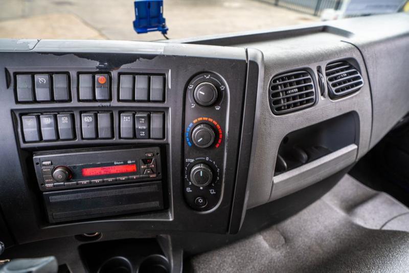 Caminhão frigorífico Renault D WIDE 380 DXI D WIDE 380 DXI: foto 13 Caminhão frigorífico Renault D WIDE 380 DXI D WIDE 380 DXI: foto 13