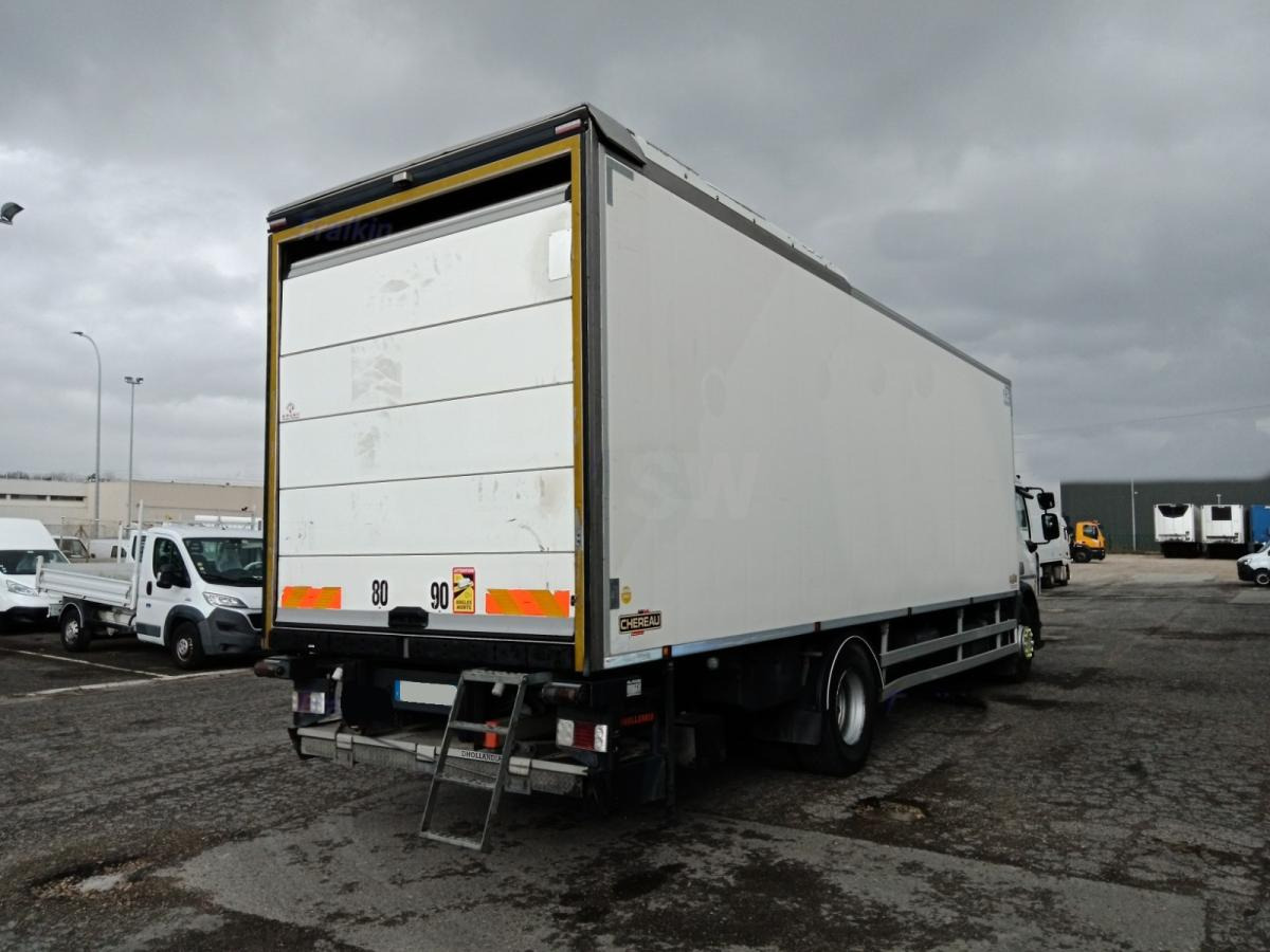 Renault D19 Wide 280 E6 - Caminhão frigorífico: foto 3 Renault D19 Wide 280 E6 - Caminhão frigorífico: foto 3