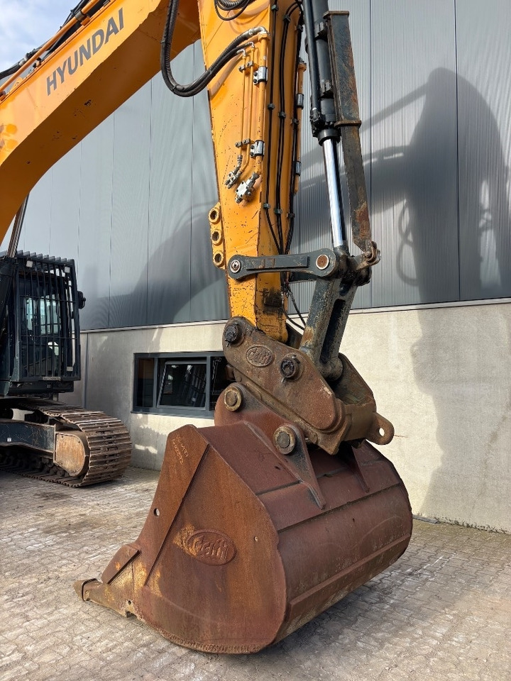 Escavadora de rastos Hyundai HX 380 L - HX380 - HX 330: foto 11 Escavadora de rastos Hyundai HX 380 L - HX380 - HX 330: foto 11