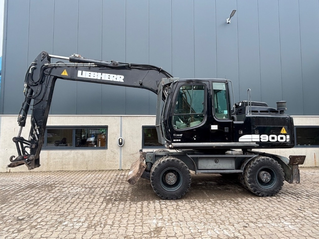 Liebherr A 900 C - A900 - A 904 C - Escavadeira de rodas: foto 2 Liebherr A 900 C - A900 - A 904 C - Escavadeira de rodas: foto 2