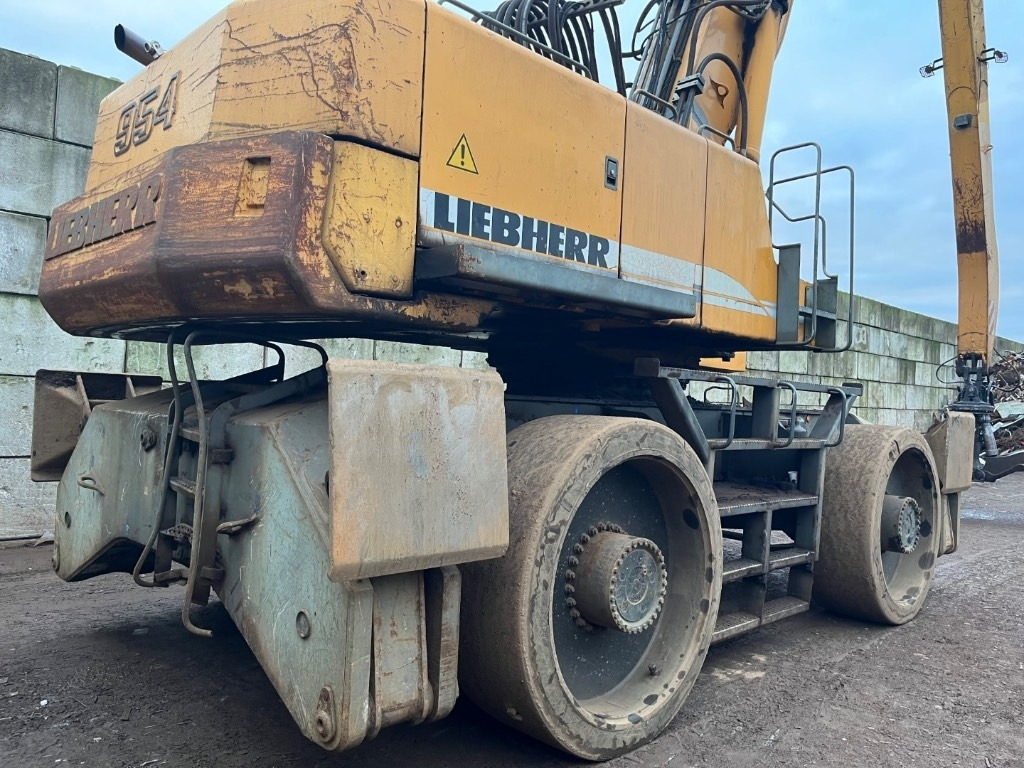 Liebherr A 954 B HD - 944 - Manipulador de material: foto 5 Liebherr A 954 B HD - 944 - Manipulador de material: foto 5