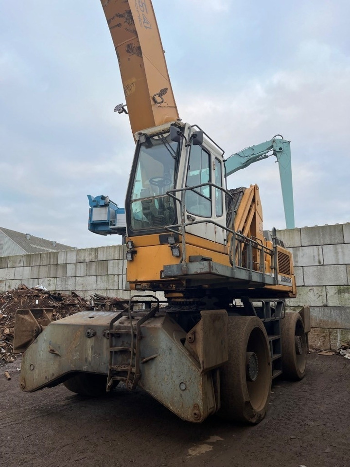 Liebherr A 954 B HD - 944 - Manipulador de material: foto 2 Liebherr A 954 B HD - 944 - Manipulador de material: foto 2