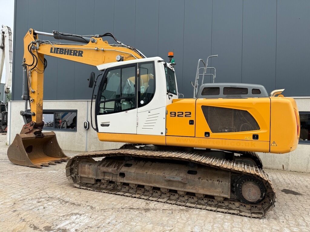 Liebherr R 922 LC - R922LC - R 922 - Escavadora de rastos: foto 2 Liebherr R 922 LC - R922LC - R 922 - Escavadora de rastos: foto 2