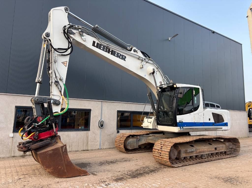 Liebherr R 924 - R924 - R924LC - 922 - 920 - 926 - Manipulador de material: foto 1 Liebherr R 924 - R924 - R924LC - 922 - 920 - 926 - Manipulador de material: foto 1