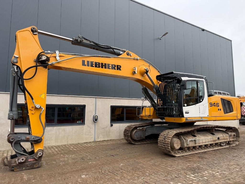 Liebherr R 946 LC - R946 - R946LC - R 938 - Escavadora de rastos: foto 1 Liebherr R 946 LC - R946 - R946LC - R 938 - Escavadora de rastos: foto 1