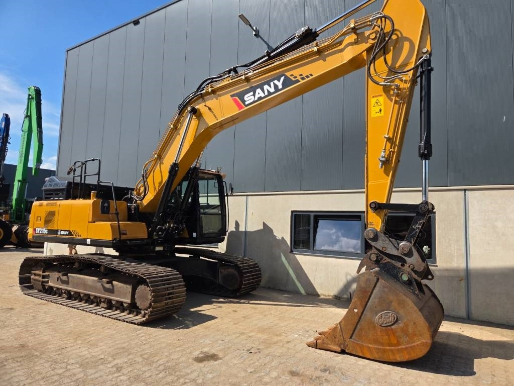 Sany SY215lc (EU model - Fully equipped) - Escavadora de rastos: foto 4 Sany SY215lc (EU model - Fully equipped) - Escavadora de rastos: foto 4