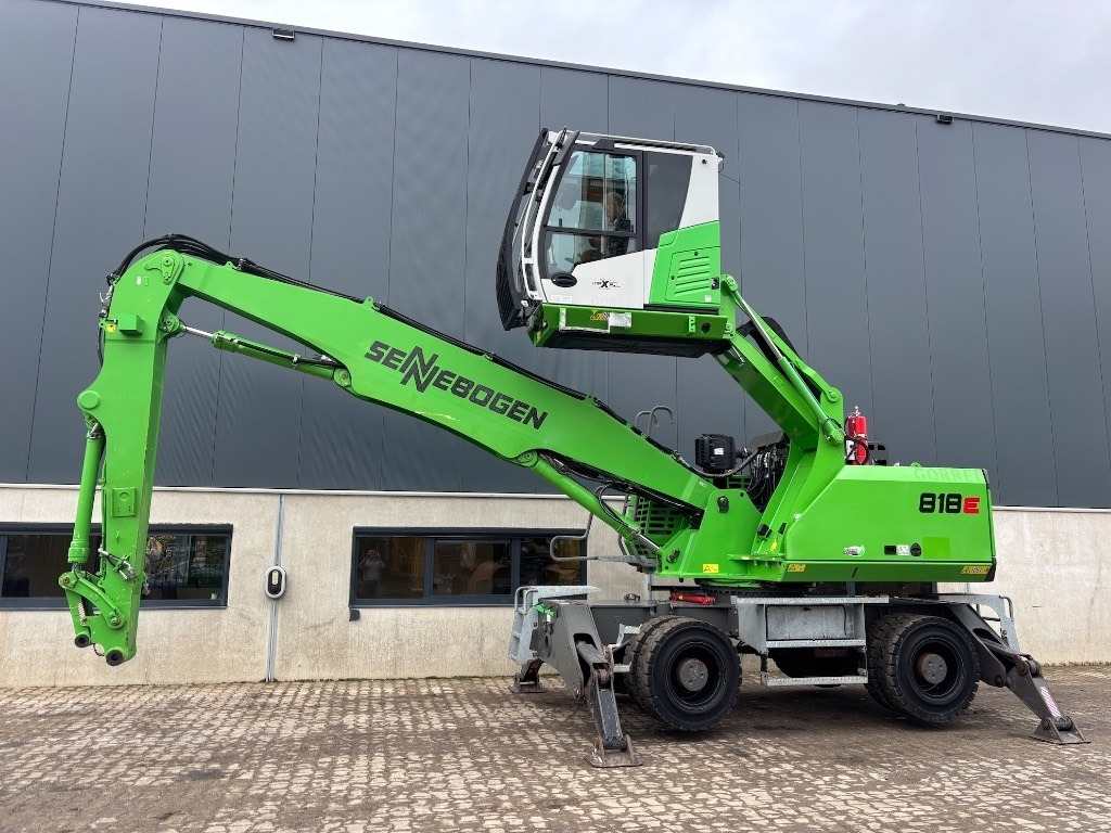 Sennebogen 818 E - 818 M - 818M - 818E XL - Manipulador de material: foto 2 Sennebogen 818 E - 818 M - 818M - 818E XL - Manipulador de material: foto 2